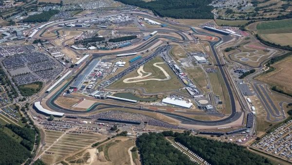 F1: Μεγάλη μάχη στο Σιλβερστόουν!