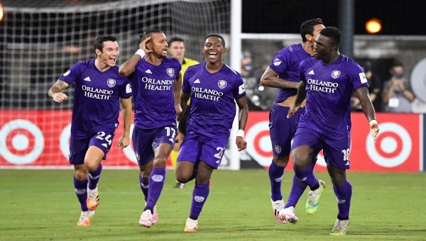 Κερδίζει το Ορλάντο!