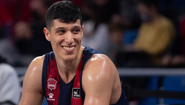 NBA: Ο Φοντέκιο από την Μπασκόνια στους Γιούτα Τζαζ [vid]