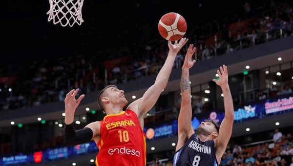 Ο Κλαβέρ χάνει το Ευρωμπάσκετ [vid]