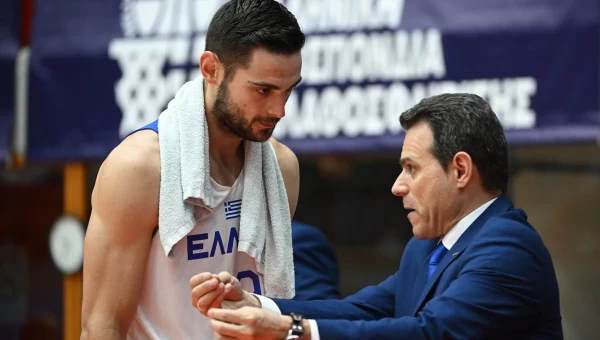 Ελλάδα: Εκτός με Τουρκία Γιάννης, Παπαγιάννης και Παπαπέτρου