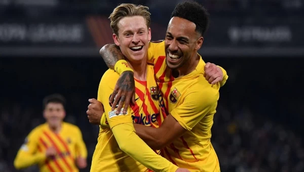 Τσέλσι: Διπλό «χτύπημα» με ντε Γιονγκ και Ομπαμεγιάνγκ!