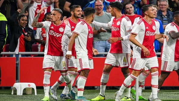 Α’ Ολλανδίας: Εύκολα οι «μεγάλοι»