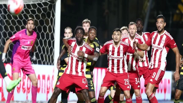 Από ημίχρονο ο Ολυμπιακός και η Πατσούκα!