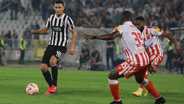 Σερβία: Ισοπαλία στο «αιώνιο» ντέρμπι [vids]