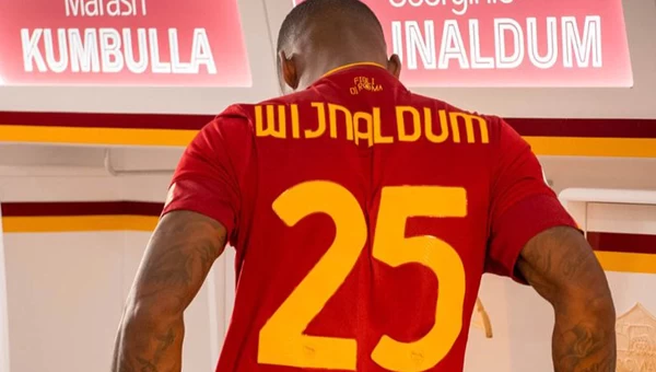 Ρόμα: «Τζιαλορόσο» και ο Βαϊνάλντουμ [vids]