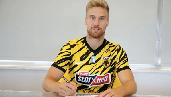 Η ΑΕΚ ανακοίνωσε τον Φαν Βέερτ