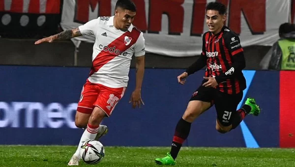 Κύπελλο Αργεντινής: Η γκολάρα του Κιντέρο δεν έφτασε στη Ρίβερ [vids]