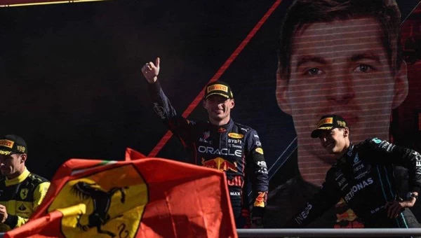 Formula 1: Ο Φερστάπεν νίκησε και στη Μόντσα και ετοιμάζεται για τη στέψη [vid]