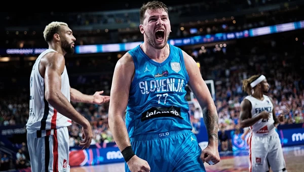 Eurobasket: Πρωτιά για Ντόντσιτς, Σλοβενία και Ισπανία [vids]