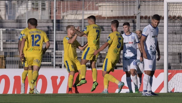 Super League: Show Καρέλη και Αγρινιώτικο «πάρτι» στα Γιάννινα