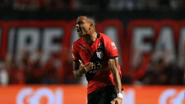 Δύο δυνατά διπλά σε Βραζιλία, Αργεντινή