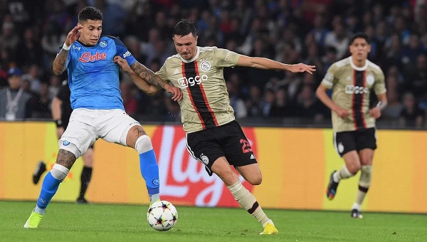 Champions League: Στους «16» Νάπολι και Μπριζ [vids]