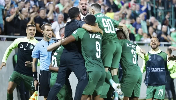 Με Λουντογκόρετς και Πιούνικ