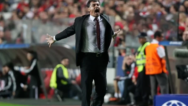 Τεράστιες νίκες ο Ολυμπιακός στην πρώτη θητεία του Μίτσελ!