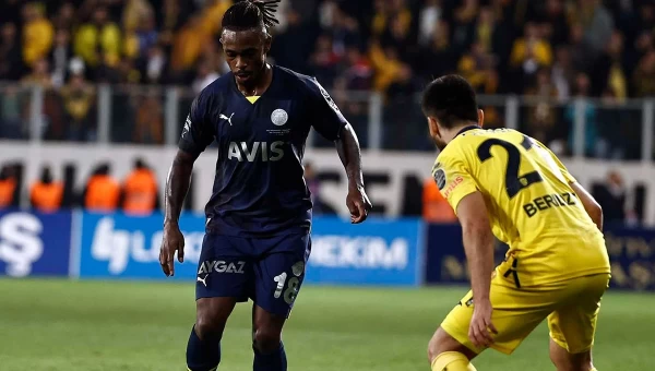 Σε τροχιά πρωταθλήματος η Φενέρμπαχτσε [vids]