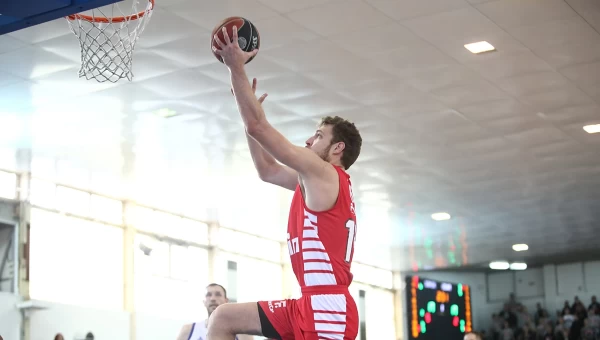 Basket League: Νίκες με 100άρα για Ολυμπιακό και Περιστέρι [vids]