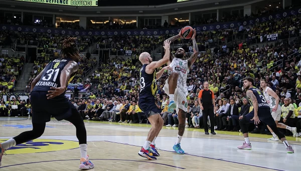 Συντριβή του Παναθηναϊκού από την Φενέρμπαχτσε [vids]