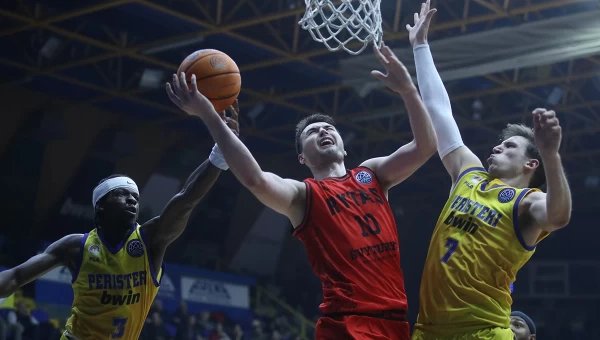 BCL: Ήττα για το Περιστέρι που τώρα... τρέχει [vid]