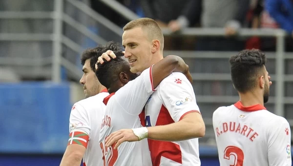 Β' Ισπανίας: Το ντέρμπι Εϊμπάρ-Αλαβές και η Ανδόρα