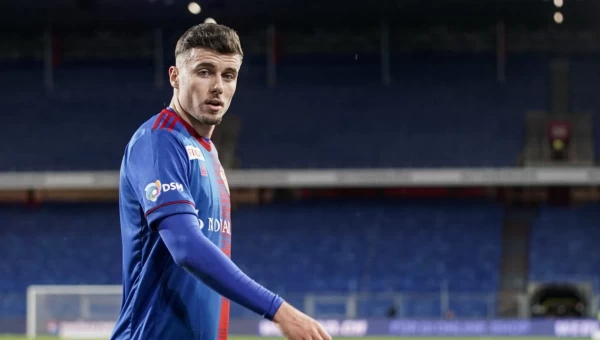 Με Βασιλεία και Μόρτον