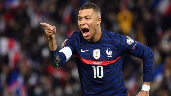 Γαλλία, Αργεντινή, Λας Πάλμας και Εμπαμπέ!