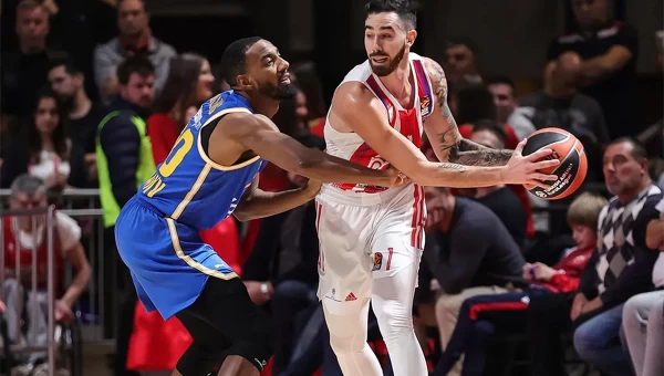 Αήττητος ο Ερυθρός Αστέρας με τον Ιβάνοβιτς [vid]