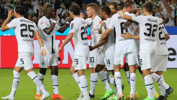 Α’ Γερμανίας: Με το γκολ-γκολ στο Γκλάντμπαχ-Στουτγάρδη