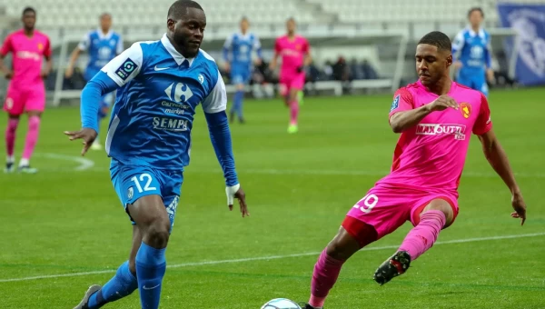 Β’ Γαλλίας: Πρόκληση η Γκρενόμπλ