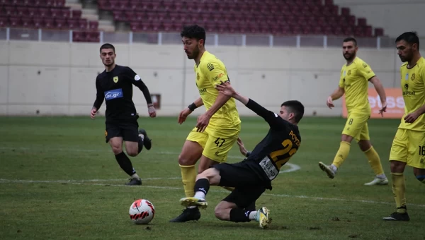 Super League 2: Στην ανοδική πορεία Αναγέννηση Καρδίτσας και Παναχαϊκή