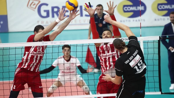 Ο Ολυμπιακός νίκησε τον ΠΑΟΚ στο μεγάλο ντέρμπι της Volley League [vids]