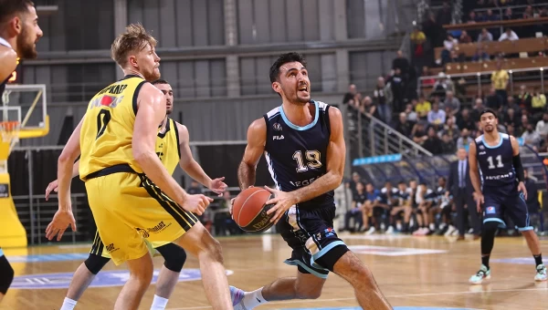 Ήταν Κολοσσός και «άλωσε» το Αλεξάνδρειο [vids]