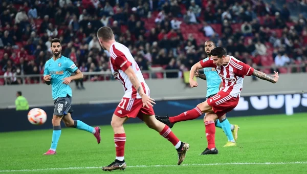 Ο Ολυμπιακός ήταν πεντάστερος στο... ρεβεγιόν [vid]