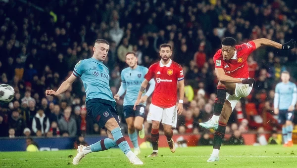 Carabao Cup: Προκρίσεις για Γιουνάιτεντ και Νότιγχαμ [vids]