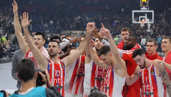 Το ντέρμπι στα ερυθρόλευκα με «εκτελεστή» Νέντοβιτς [vids]