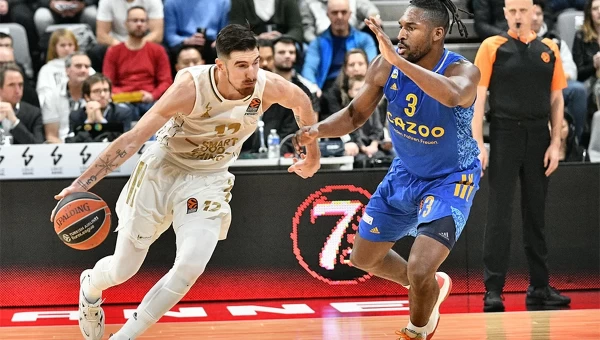 Έκαναν πρόωρη... Πρωτοχρονιά στην Άλμπα [vid]