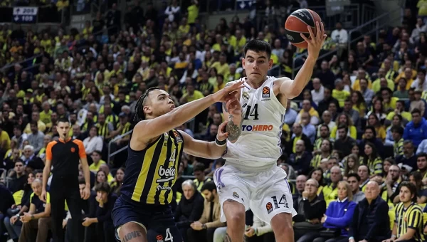 Euroleague: Στον... αέρα Ταβάρες και Ντεκ [vid]