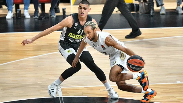 Λαμπρός Ντε Κολό οδηγεί την Βιλερμπάν [vid]