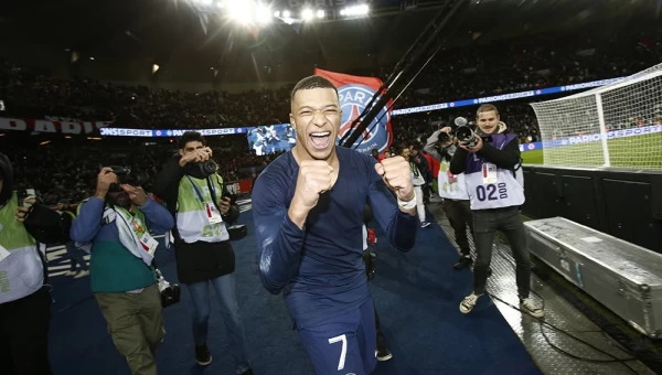 Ligue 1: «Καθάρισε» πάλι ο Εμπαπέ [vids]