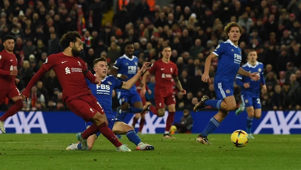 Premier League: Η Λέστερ τα έβαλε, η Λίβερπουλ τα χάρηκε! [vids]