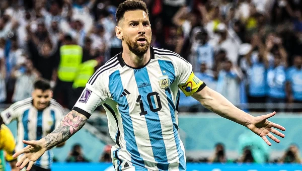 Μετά το Μουντιάλ Παρί και Μέσι στο... τραπέζι για ανανέωση [vid]