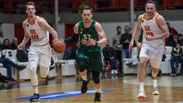 Άνετες νίκες για Παναθηναϊκό και Λαύριο [vids]