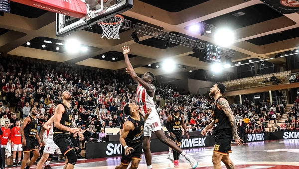 Ο Ολυμπιακός «πλήρωσε» στο Μονακό την αστοχία του [vids]