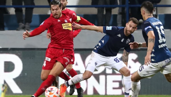 Άλμα πεντάδας του Βόλου στη Νεάπολη [vids]