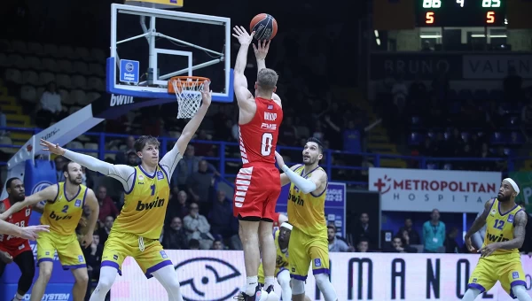 Basket League: Ο Ολυμπιακός νίκησε στο Περιστέρι με buzzer beater [vids]