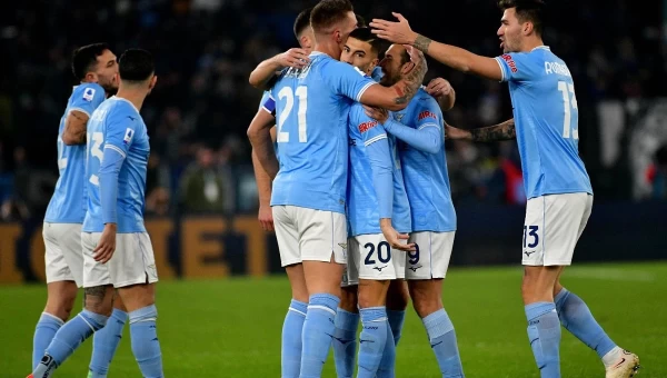 Δύο ελκυστικοί άσοι