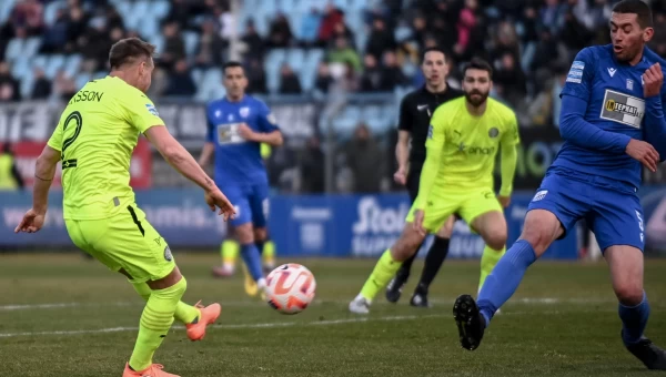 Οι «μπαλωθιές» του ΟΦΗ «βύθισαν» κι άλλο τη Λαμία [vids]