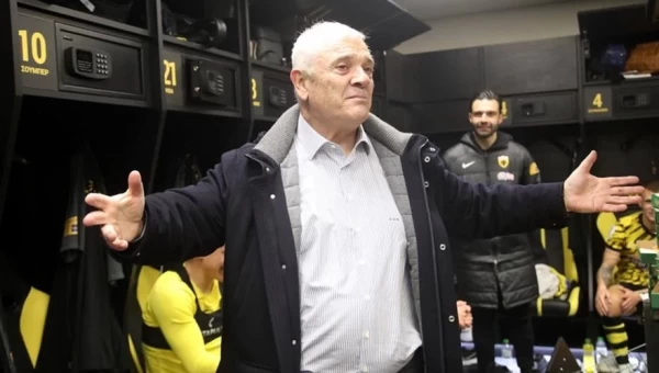 Μελισσανίδης: Τρόμος στον αέρα, πήρε φωτιά το ιδιωτικό του αεροπλάνο