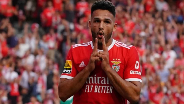 Γουέστ Μπρομ και Μπενφίκα!