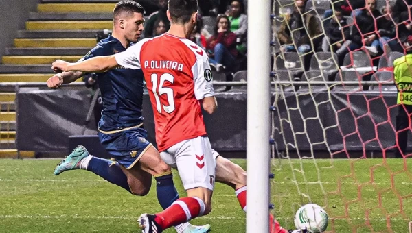 Αβαντάζ για Φιορεντίνα, Τραμπζονσπόρ και Καραμπάχ [vids]